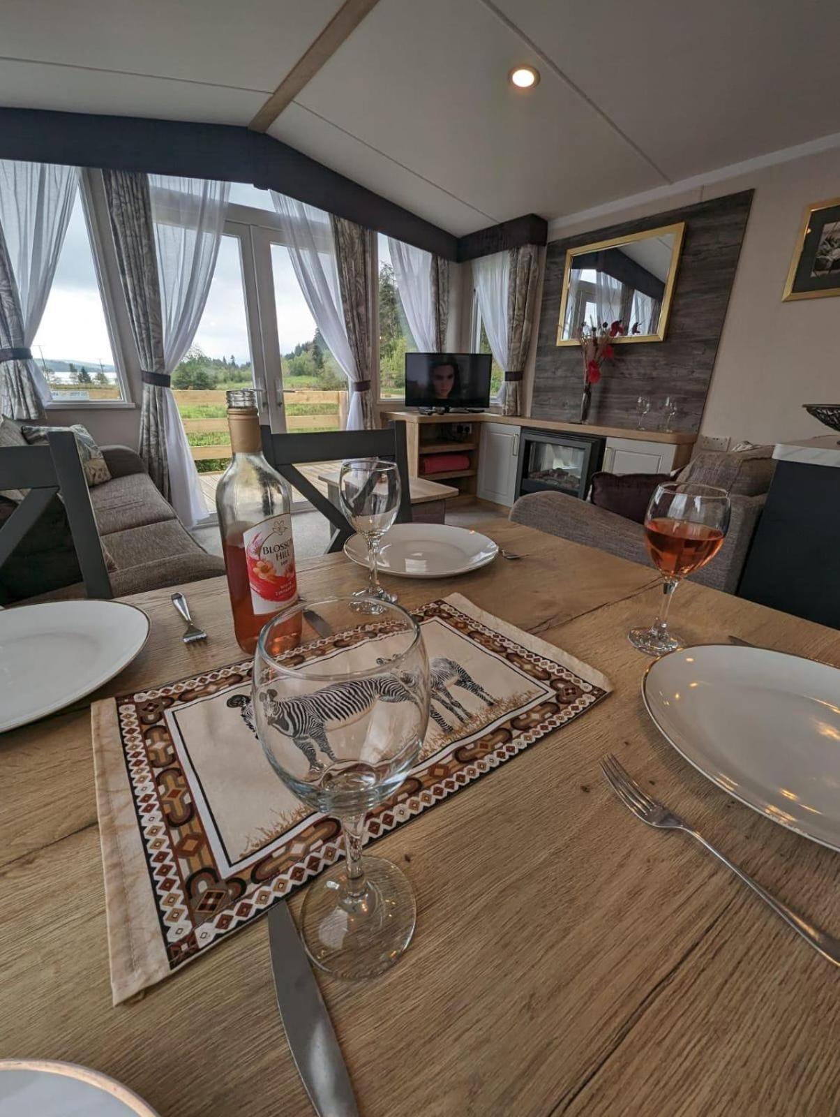Swift Bordeaux Sea View No 3 Dunoon Exterior foto